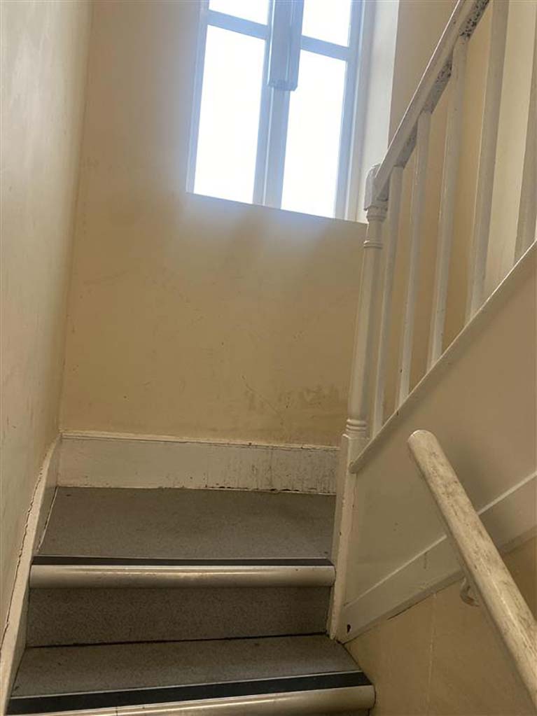 For Do Good Day, Ambrose House worked with colleagues from the London Outreach
                            team to paint and refresh the worn skirting boards and handrails of one of the safe houses