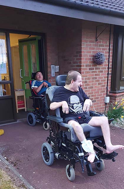 Dalby View - Clapping for carers.
